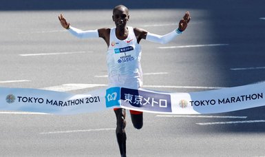 Double Olympic champion Kipchoge wins Tokyo Marathon