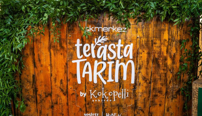 Akmerkez’in Üçgen Teras’ı Terasta Tarım Projesi ile Yeşerdi