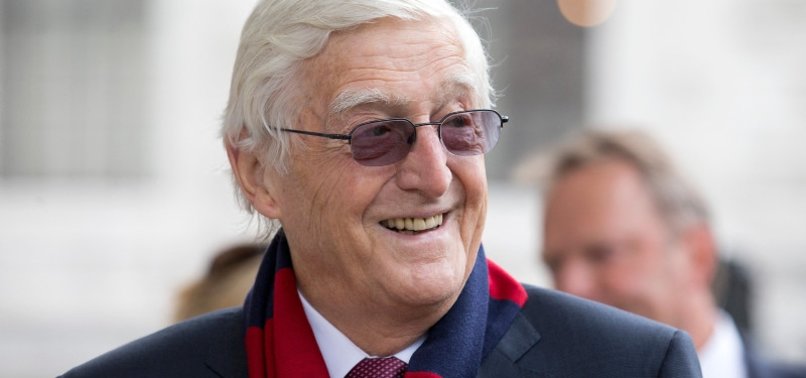 SIR MICHAEL PARKINSON, KING OF BRITISH CHAT SHOW HOSTS, DIES AGED 88