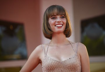 Maya Hawke: Annem ve babam, beni yaratıcı olmaya teşvik etti