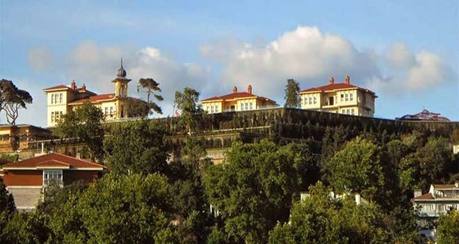 KÖŞK DEFALARCA RESTORE EDİLDİ