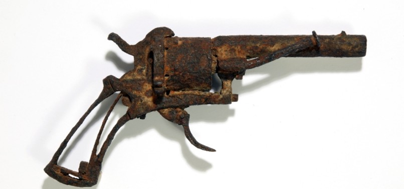 GUN LIKELY USED BY VAN GOGH TO COMMIT SUICIDE UP FOR AUCTION