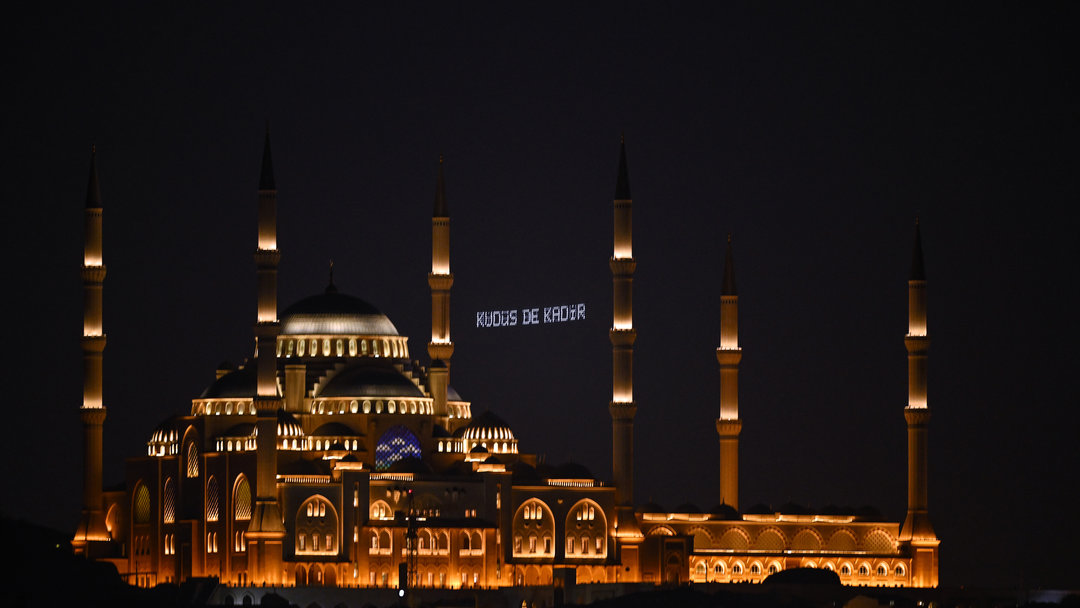 KADİR GECESİ İDRAK EDİLDİ