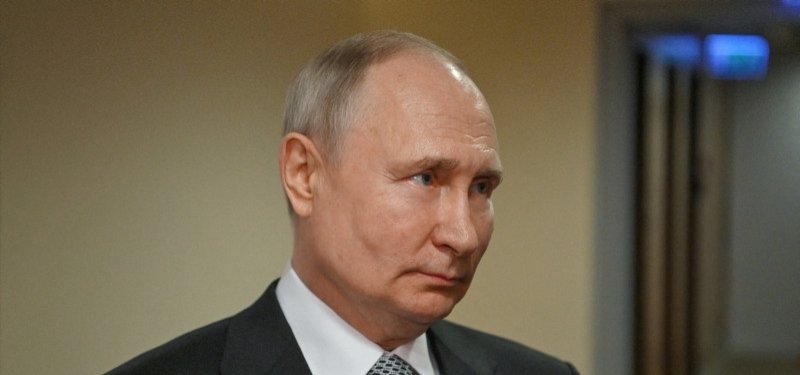 Putin mocks European leaders for being totally dependent on US