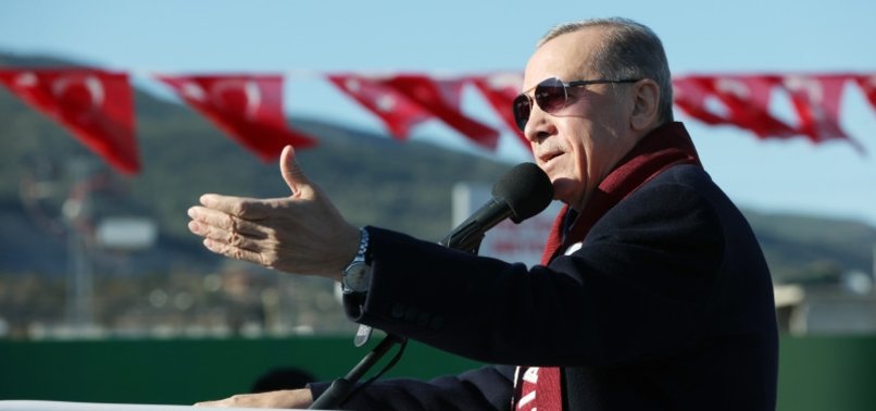 ERDOĞAN VOWS NOT TO REST UNTIL ALL QUAKE-HIT AREAS REVIVED