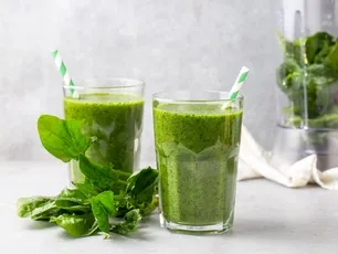 Ispanaklı Smoothie Tarifi