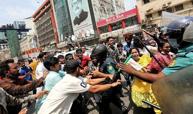 Bangladeshi police use tear gas to disperse anti-Modi protesters in Dhaka