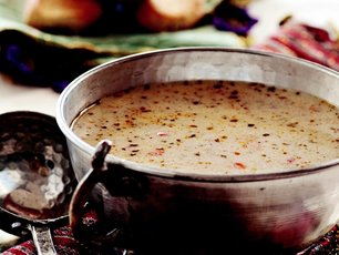 Soğanlı Yoğurt Çorbası Tarifi