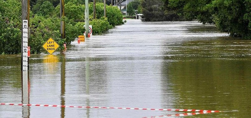 AUSTRALIA FLOOD TOLL RISES TO 20 AS THOUSANDS EVACUATE SYDNEY