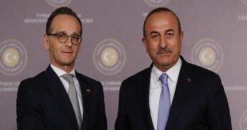 Çavuşoğlu, Mass hold phone call to discuss E. Mediterranean issue