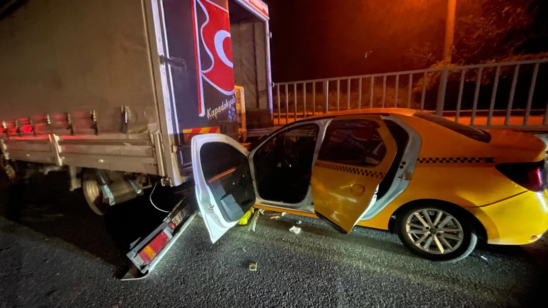 SAKARYA’DA FECİ KAZA