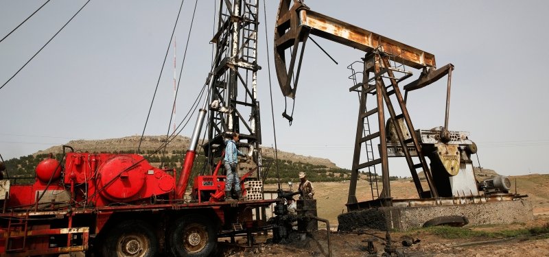 YPG/PKK selling oil to Assad regime despite of U.S. sanctions