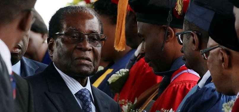 ZIMBABWES ROBERT MUGABE APPEARS IN PUBLIC