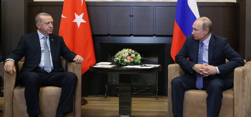 Erdoğan discusses developments in NE Syria, bilateral relations with Putin in phone call