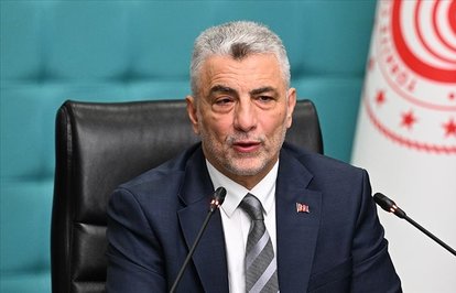 ahrefindexdisticaretclasstkktLnktargetblankDışticaretaaçığı62milyardolarageriledi