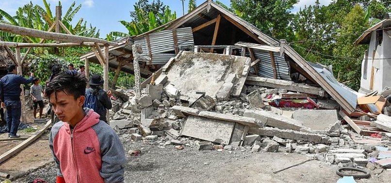 MAGNITUDE 7 EARTHQUAKE ROCKS INDONESIAS LOMBOK ISLAND: USGS