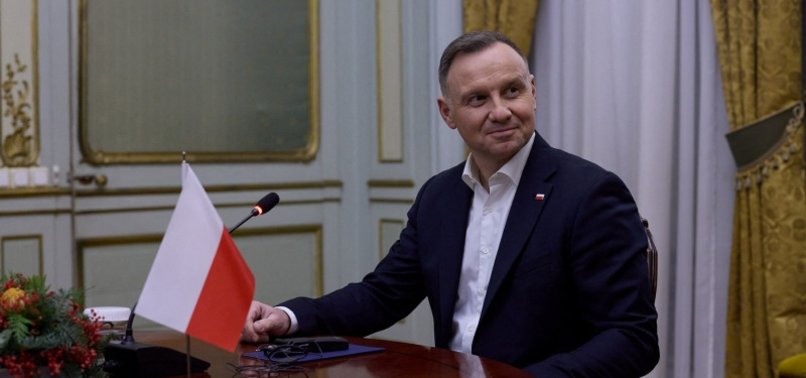 POLAND TO TRANSFER LEOPARD TANK COMPANY TO UKRAINE, SAYS PRESIDENT DUDA