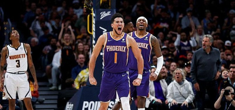DEVIN BOOKER SCORES 49 AT NUGGETS AS SUNS CLINCH TOP SEED