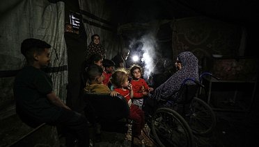 Gazze’de Çocuklar Suya Hasret