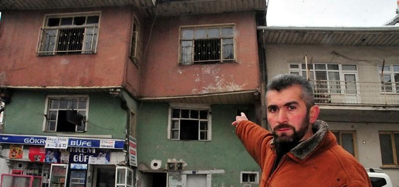 TURKISH PAPER DELIVERER SAVES AFGHAN FAMILY FROM HOUSE FIRE