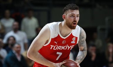 Chicago Bulls sign Turkish forward Onuralp Bitim