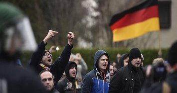 German intelligence warns of far-right terror threat