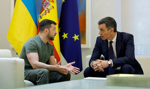 Ukraine’s Zelensky lands in Spain to sign weapons deal
