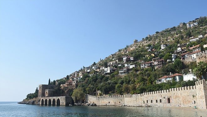 Kadim tarihiyle Alanya Kalesi