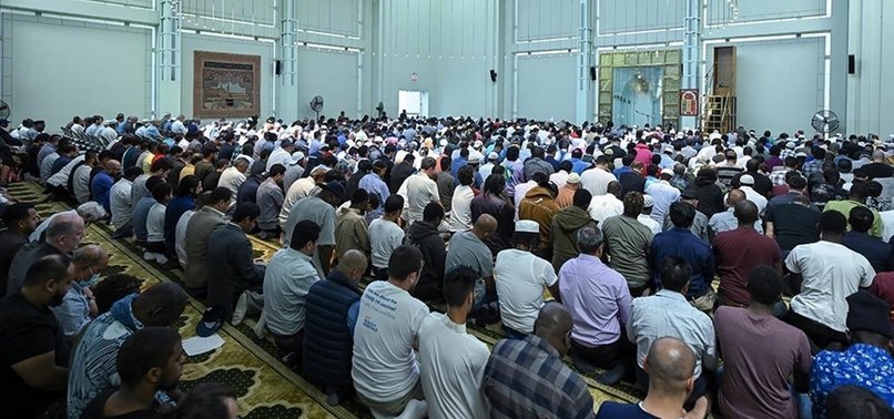 IN HISTORIC FIRST, FRIDAY ADHAN RINGS OUT LOUDLY IN NEW YORK MOSQUE