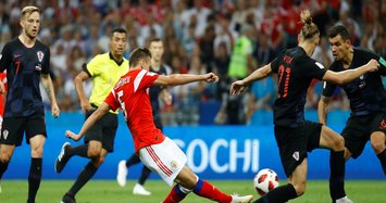 Croatia beat Russia to reach World Cup semis