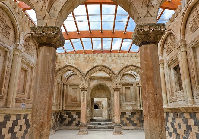 Doğu’nun mücevheri İshak Paşa Sarayı