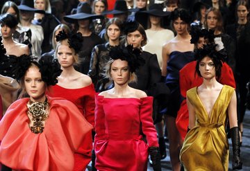 Alber Elbaz geri dönüyor