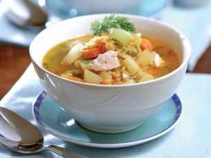 Sebzeli ve Tavuklu Mercimek Çorbası
