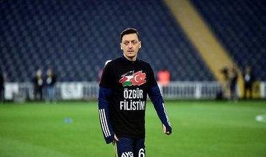 Mesut Özil sends his prayers to Palestinian brothers and sisters