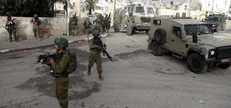 ISRAELI STRIKE KILLS 7 PARAMEDICS IN SOUTHERN LEBANON