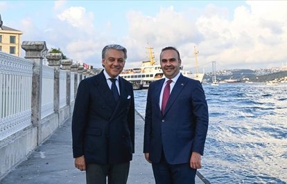 ahrefindexrenaultgrupclasstkktLnktargetblankRenaultGrupaGlobalCEOsuMeoilegörüşenKacırdanyatırımmesajı