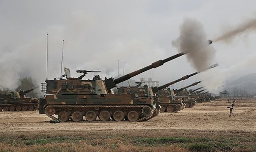 SKorean forces hold live-fire artillery drills near NKorean border