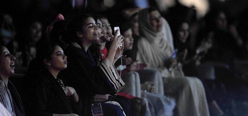 SAUDI ARABIA TO GET FIRST MOVIE THEATERS IN 35 YEARS