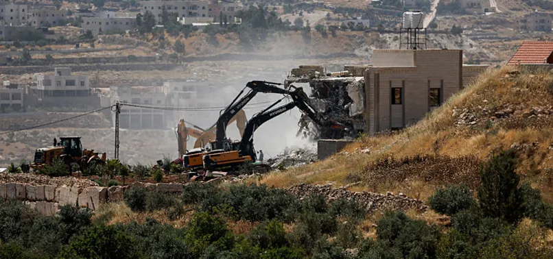 PALESTINE WARNS OF ISRAELI SETTLEMENT PLANS TO SEIZE 100 SITES IN OCCUPIED WEST BANK