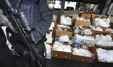 Rotterdam customs police seize cocaine shipment worth €120 million