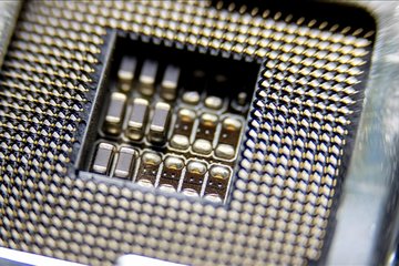 Intel özel yapay zeka çipi üretecek