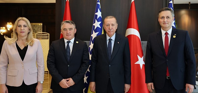 TURKISH PRESIDENT, BOSNIA AND HERZEGOVINA PRESIDENTIAL COUNCIL’S MEMBERS DISCUSS RELATIONS, GLOBAL ISSUES