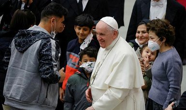 Pope Francis urges all European countries to share responsibility for migrants