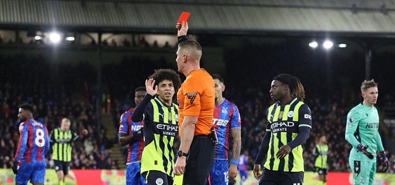 Haaland and Lewis score for 10-man Manchester City in 2-2 draw with Palace