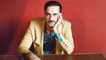 Mert Demir’in Yeni Şarkısı Biterse Hatıran Yayında: Canlı Orkestra ile Kaydedildi