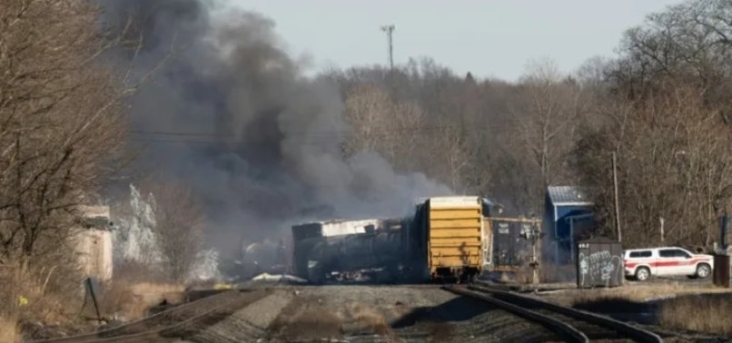 US railroad company ordered to pay for cleanup of toxic derailment - anews