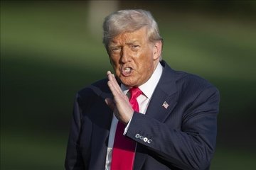 Trump, Çin ile anlaşma yapması halinde Kanada’yı yüzde 100 tarifeyle tehdit etti