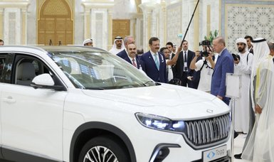 President Erdoğan gifts Türkiye's 1st indigenous electric car to UAE president
