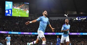Chelsea sparkle but Man City come back for crucial win