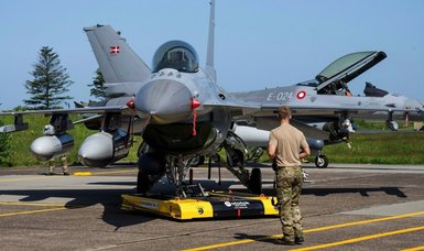 Ukrainian pilots' F-16 training to start in Aug - officials